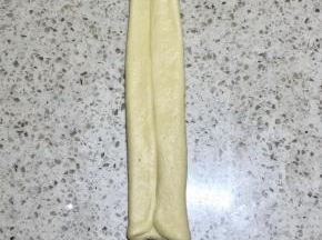 两边往中间对折