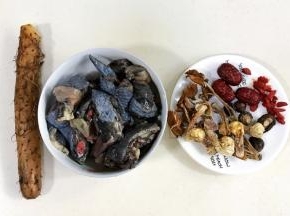 备好需要的食材。