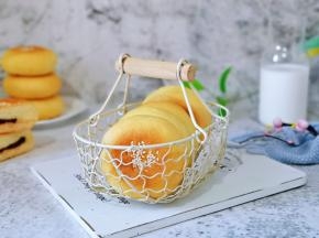 芝麻豆沙喜饼出炉啦～