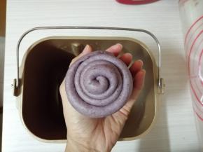 卷起来，可以看到有4-5个圈