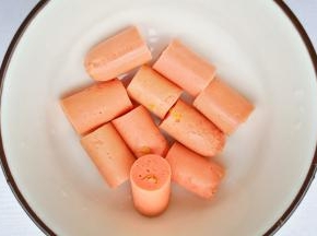 一根火腿切5份。