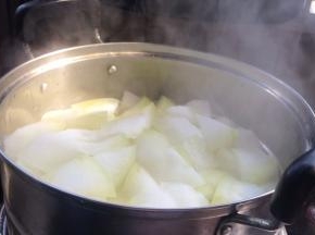 30分钟后，开盖稍稍放凉