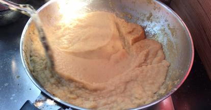 熬至粘稠顺滑状态即可