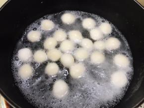 煮至全部浮起后转最小火