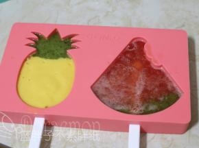 菠萝造型的做法一样。