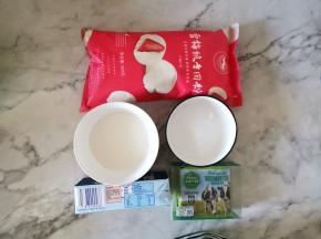准备好所有食材。
