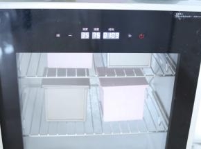 发酵箱设置温度35度，湿度75度，时间为100分钟。