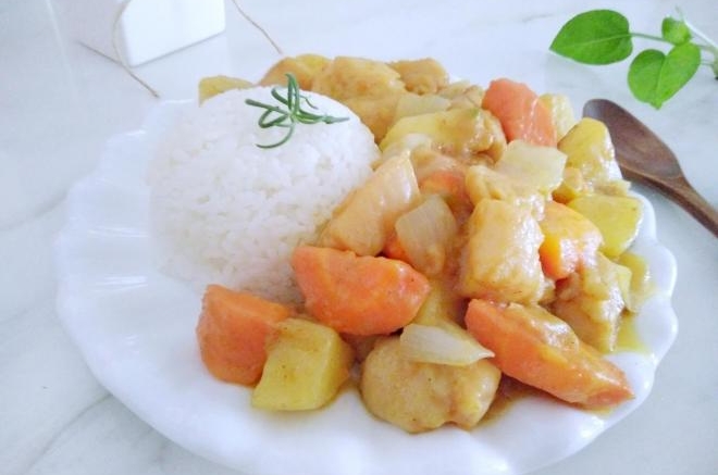 咖喱鸡肉饭