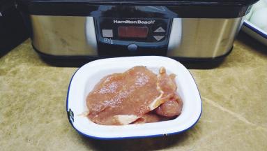 猪排调自己喜欢的味放冰箱腌1晚