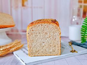 百吃不厌的吐司面包。