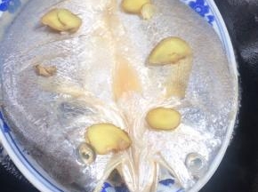 放入开水锅中，大火蒸5分钟