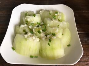 出锅后撒上葱花