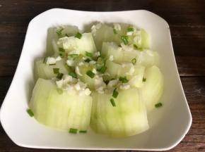 出锅后撒上葱花