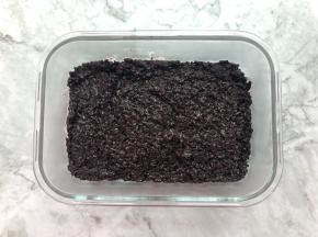 盛出来倒在保鲜盒中，晾凉备用