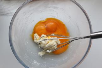 最后把加入蛋黄