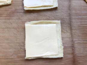 放上一片芝士