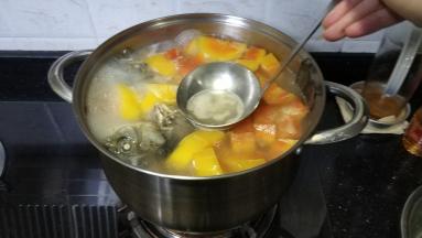 其间捞起浮沫