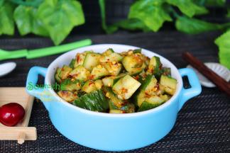 脆嫩冰爽，麻辣入味，太好吃的凉拌青瓜