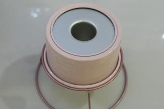 倒扣在晾架上放凉。（我习惯晚上做，隔天早上刚好脱模）