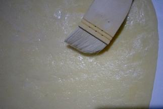 刷一层薄薄的清水