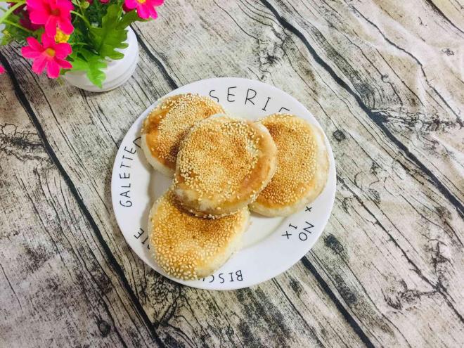 麻酱芝麻烧饼