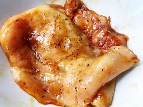 抓匀后盖上保鲜膜放入冰箱冷藏腌制3个小时