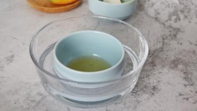 吉利丁片隔热水融化