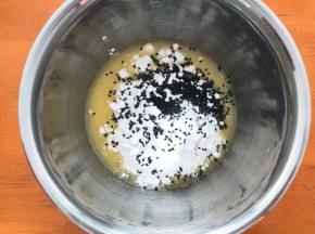 放入黑芝麻