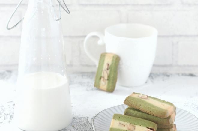 抹茶双色杏仁曲奇