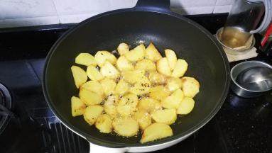 翻另一面煎炸