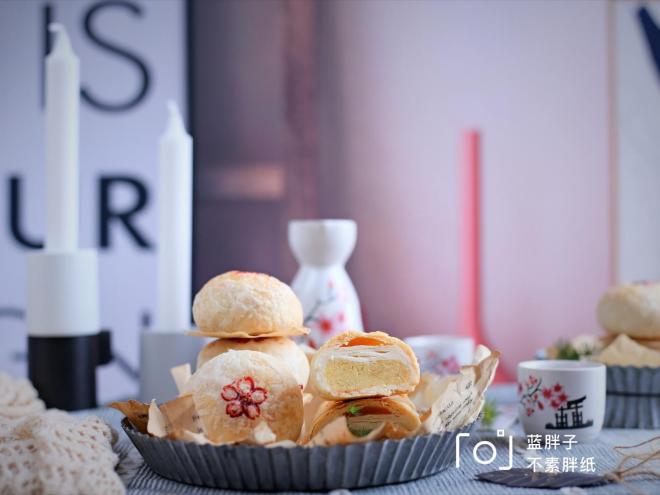 层层酥脆的绿豆饼