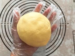 揉成不粘面团