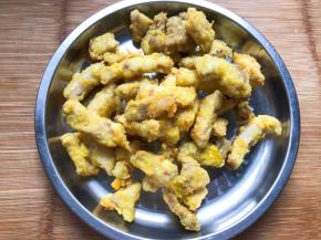 再倒入锅中复炸一分钟