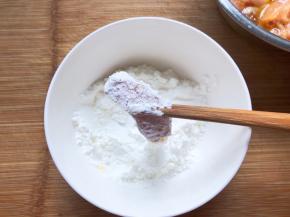 腌制好以后裹上淀粉