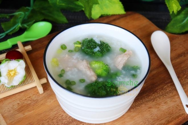 西兰花瘦肉粥
