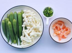 准备好所有食材。