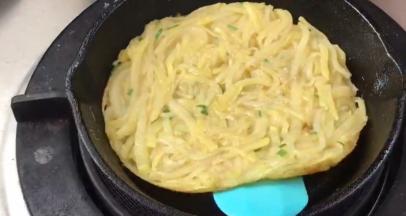 表面变色后翻面