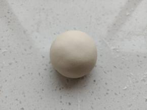 收口向下，滚圆