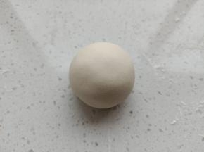 收口向下，滚圆