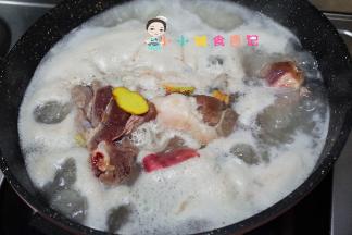 将表面的浮末去除干净