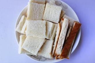 吐司去掉四边切十字架。