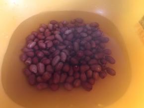 花生米用开水泡发