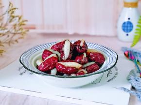 红红的大枣，白白糯糯的心，我总是心太软～～