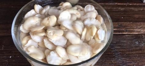 去皮洗净，沥水