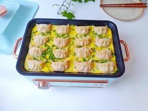 作为早餐最好不过，再来一杯豆浆或者牛奶。【法格多功能锅六个盘子满足家人对菜品的各式需求。煎烤盘、深煮锅、煎盘、平烤盘、丸子盘、六圆盘。无论煎、炸、烤、炖 、蒸 、焖都一键搞定！】