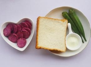 准备好所有食材。