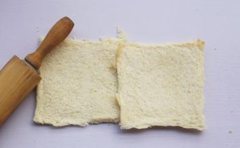 擀成薄片。