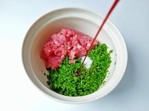 生抽2勺，味精少许。