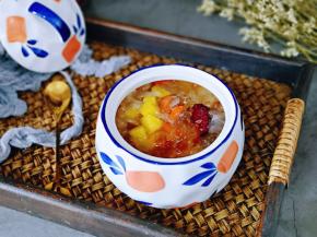 滋补营养羹汤，美容养颜佳品，女性要长喝呦～