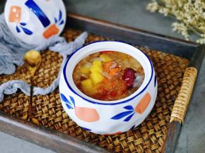 晶莹透亮、香糯Q弹，很受家人的喜爱。